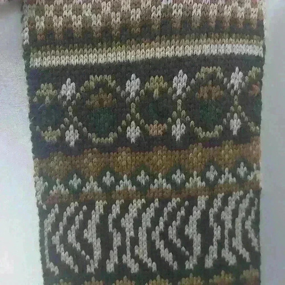 Muk Luk knitted scarf - Picture 4 of 4